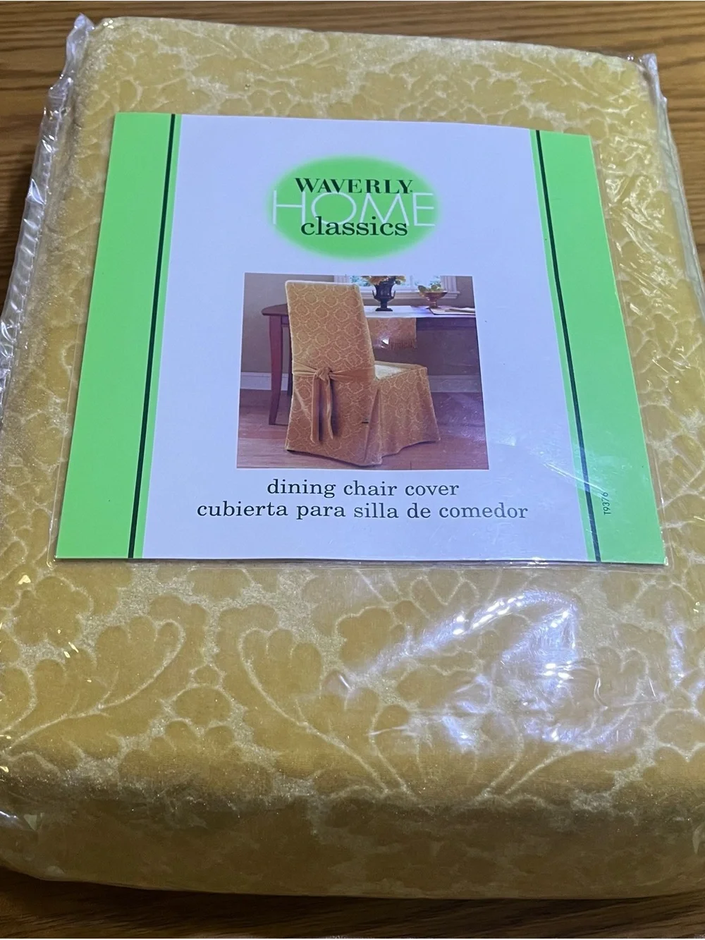 Waverly Home Classics Duchess Gold Velvet-Textured Dining Chair Cover